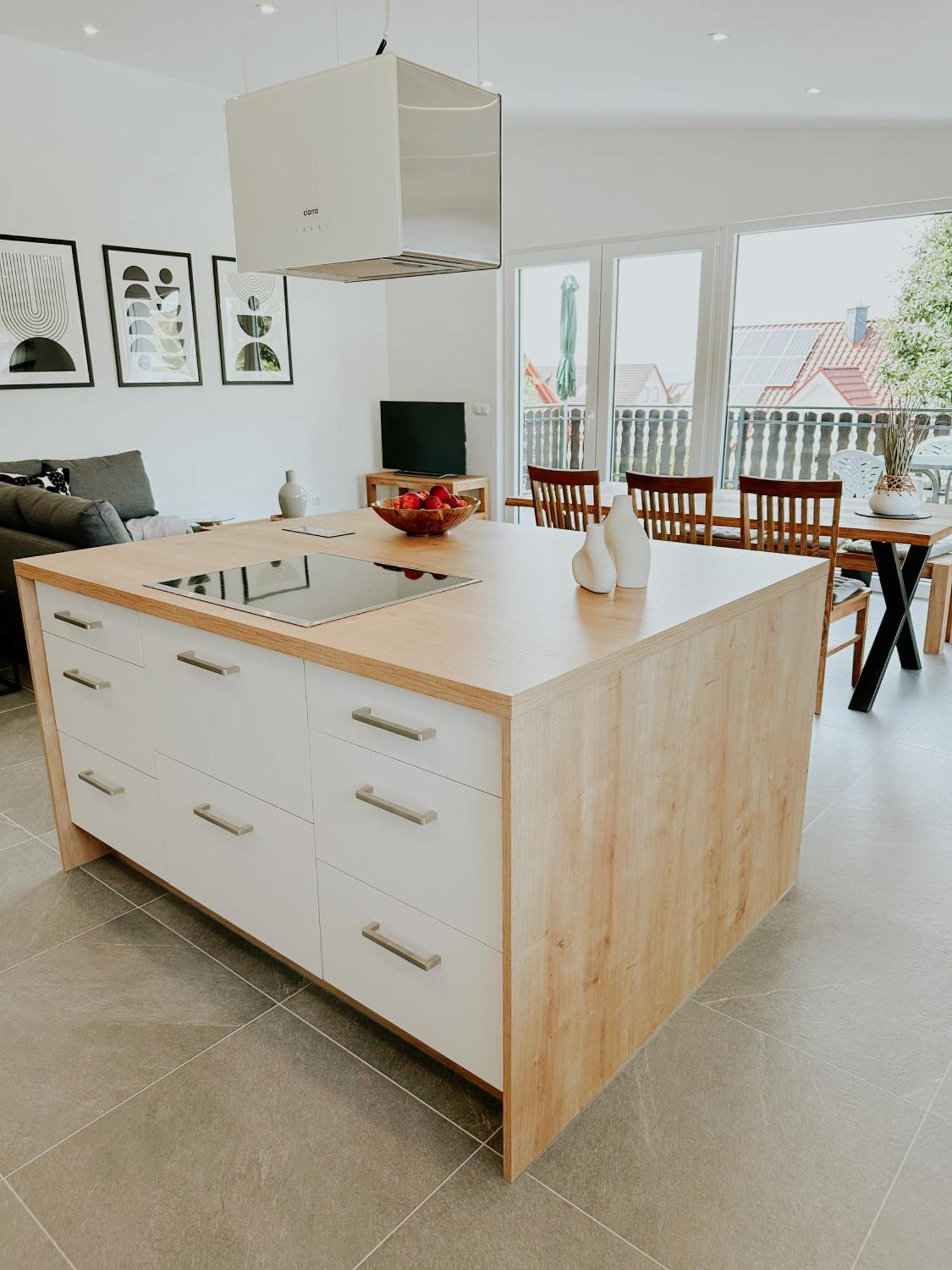 Apartment 100 Qm Im Weindorf - Balkon/Garage Aspisheim Екстериор снимка