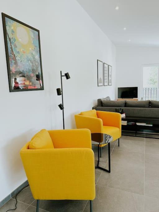 Apartment 100 Qm Im Weindorf - Balkon/Garage Aspisheim Екстериор снимка